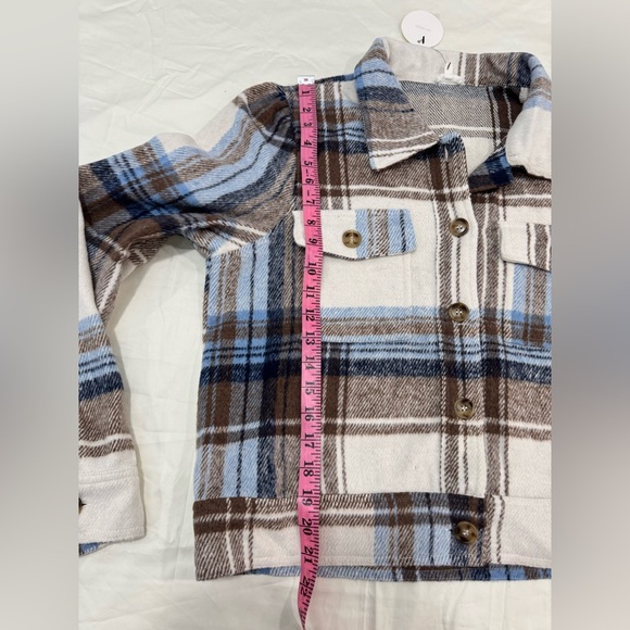 Plaid Button-Up Shacket - Picture 5 of 6